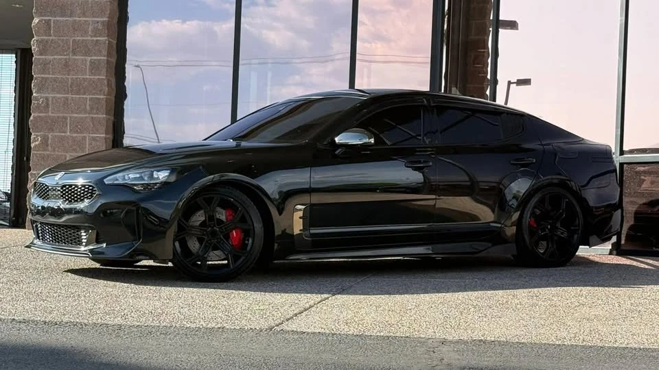 2020 Kia Stinger - Image 3 of 20