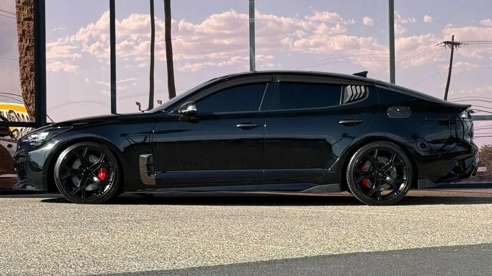 2020 Kia Stinger - Image 5 of 20