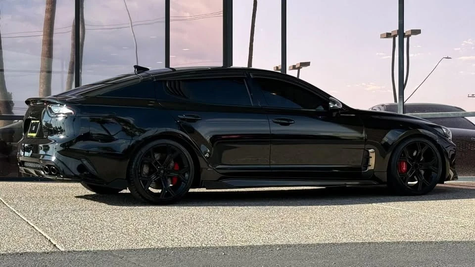 2020 Kia Stinger - Image 13 of 20