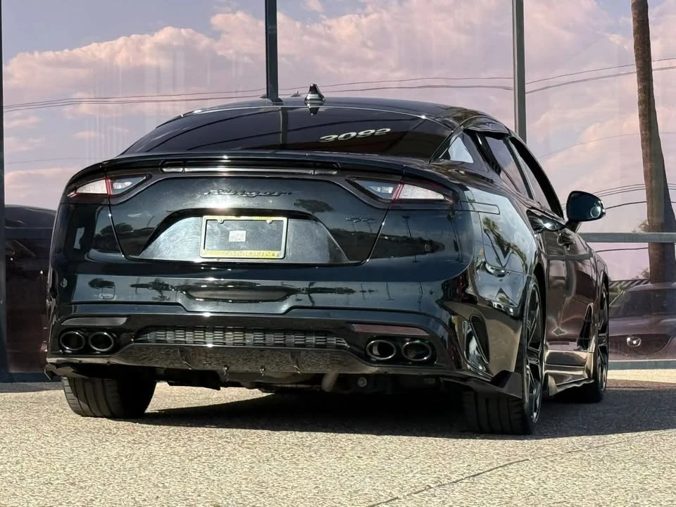 2020 Kia Stinger - Image 11 of 20