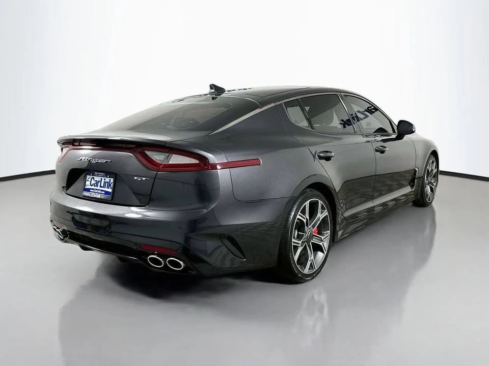 2020 Kia Stinger - Image 8 of 20