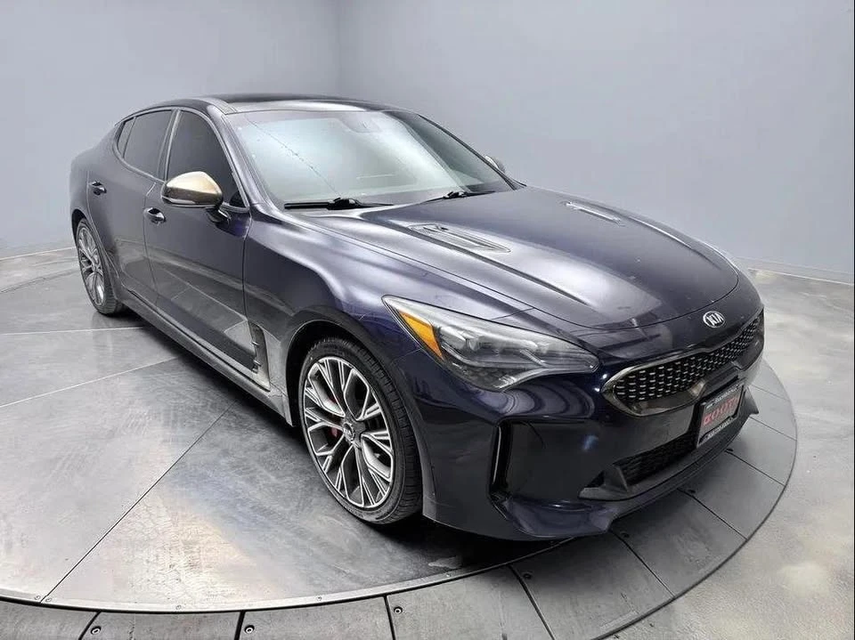 2020 Kia Stinger - Image 3 of 18