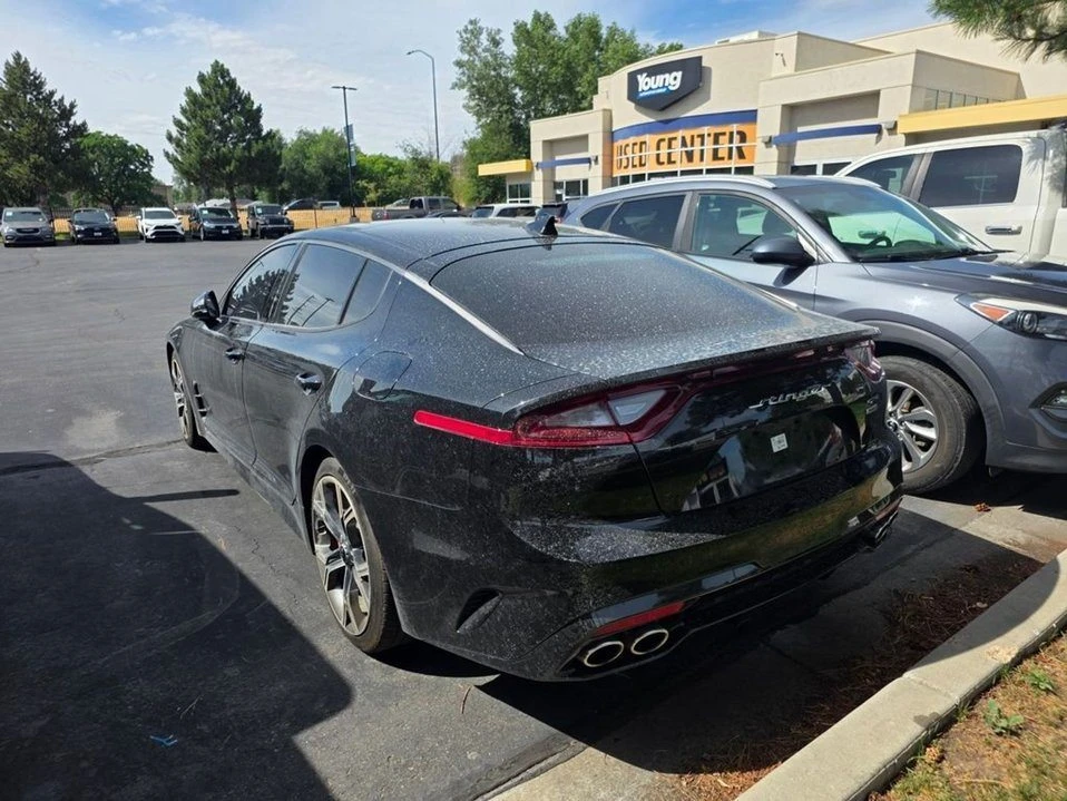 2020 Kia Stinger - Image 3 of 4