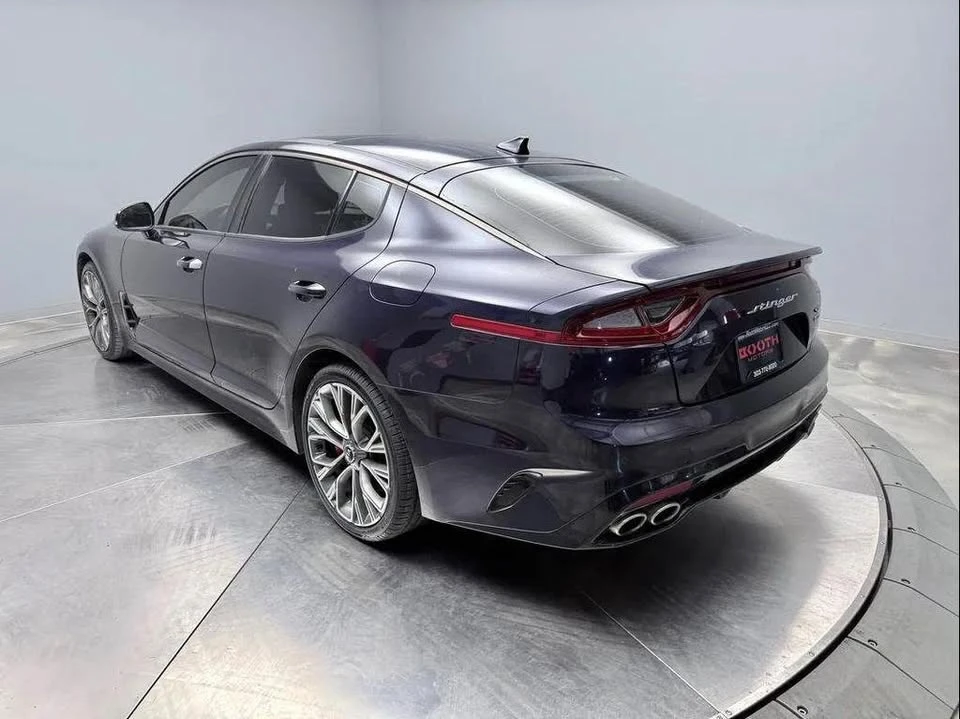 2020 Kia Stinger - Image 7 of 18