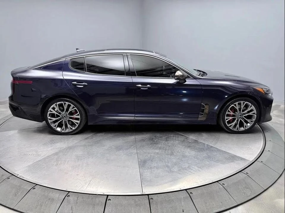 2020 Kia Stinger - Image 4 of 18