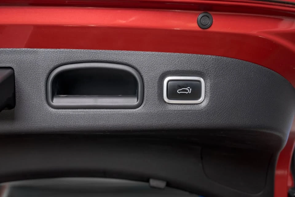2020 Kia Stinger - Image 12 of 20