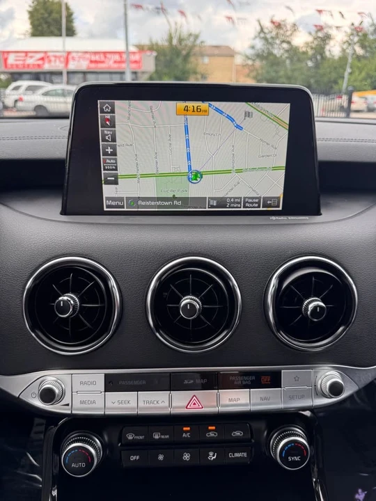 2020 Kia Stinger - Image 16 of 20