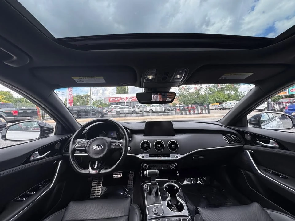 2020 Kia Stinger - Image 11 of 20