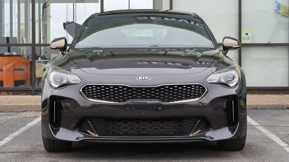 2020 Kia Stinger - Image 2 of 20