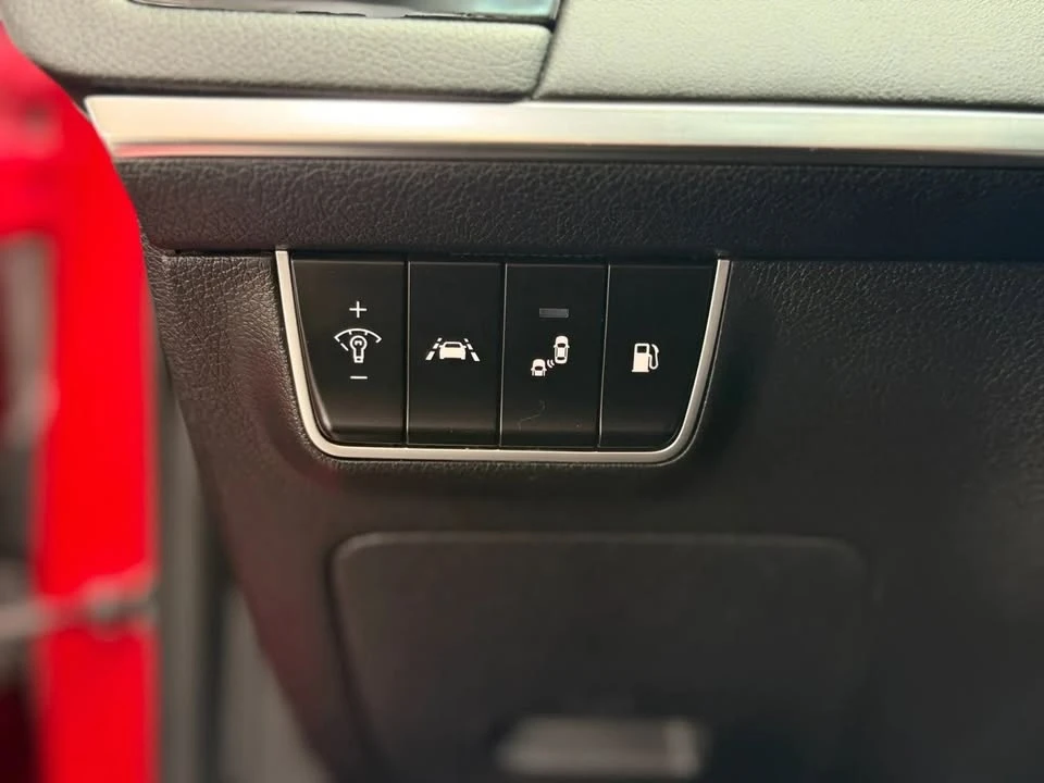 2020 Kia Stinger - Image 16 of 20