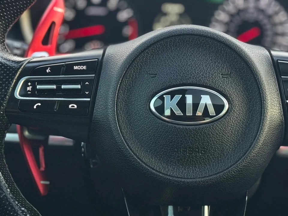 2020 Kia Stinger - Image 19 of 20