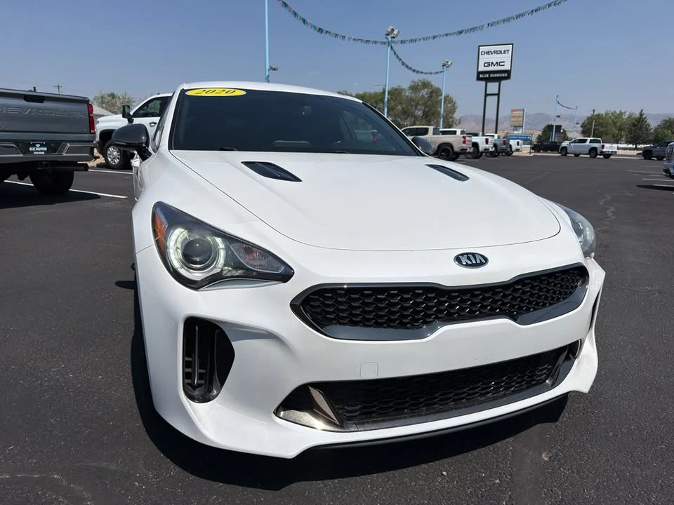2020 Kia Stinger - Image 9 of 20