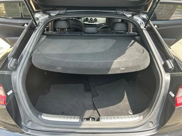 2020 Kia Stinger - Image 14 of 19