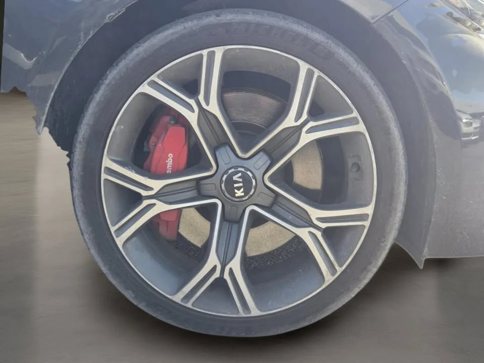 2020 Kia Stinger - Image 6 of 19