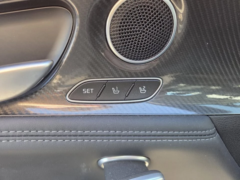 2020 Kia Stinger - Image 10 of 19