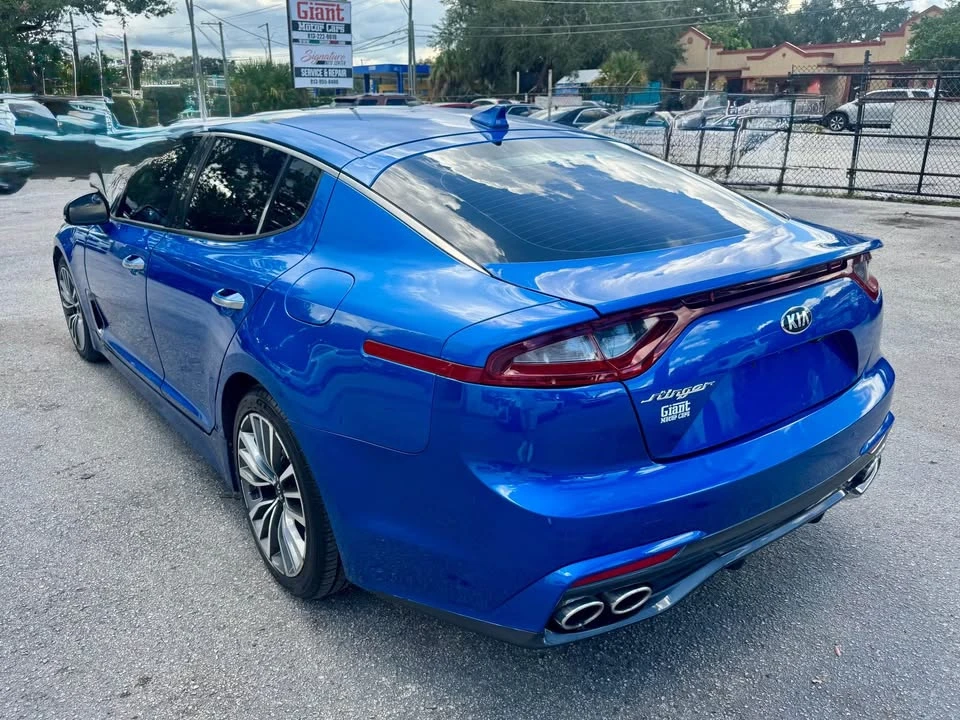 2020 Kia Stinger - Image 4 of 17