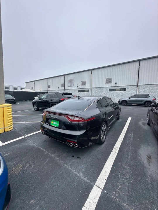 2020 Kia Stinger GT - Image 4 of 11