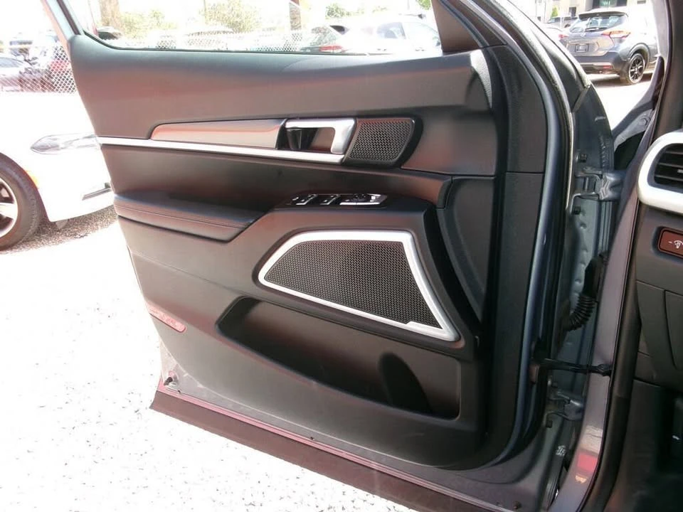 2020 Kia Telluride - Image 17 of 20