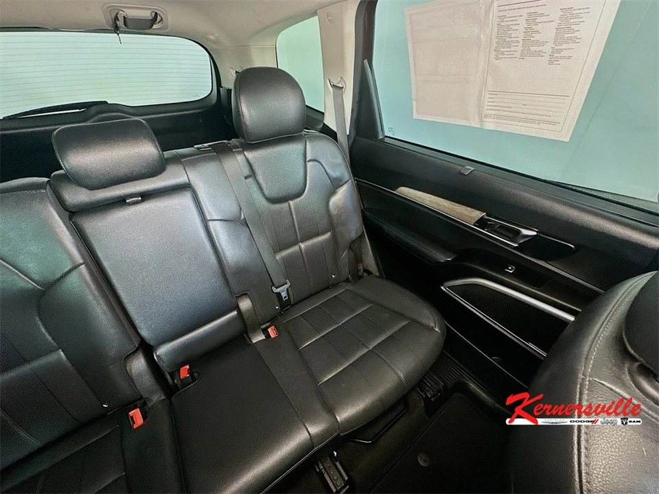 2020 Kia Telluride - Image 14 of 21