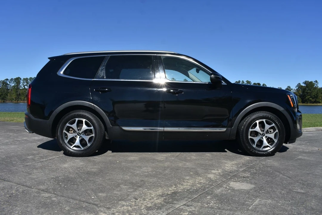 2020 Kia Telluride - Image 3 of 21
