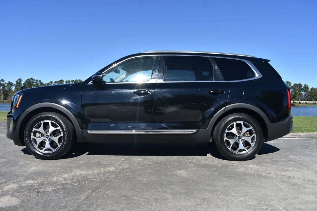 2020 Kia Telluride - Image 7 of 12