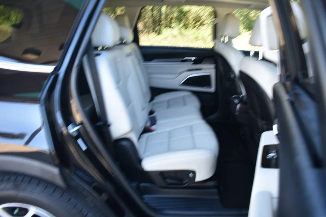 2020 Kia Telluride - Image 18 of 21