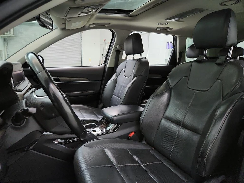 2020 Kia Telluride - Image 14 of 21