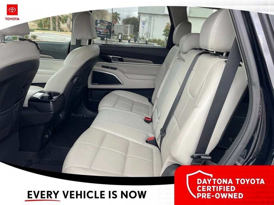 2020 Kia Telluride - Image 7 of 10
