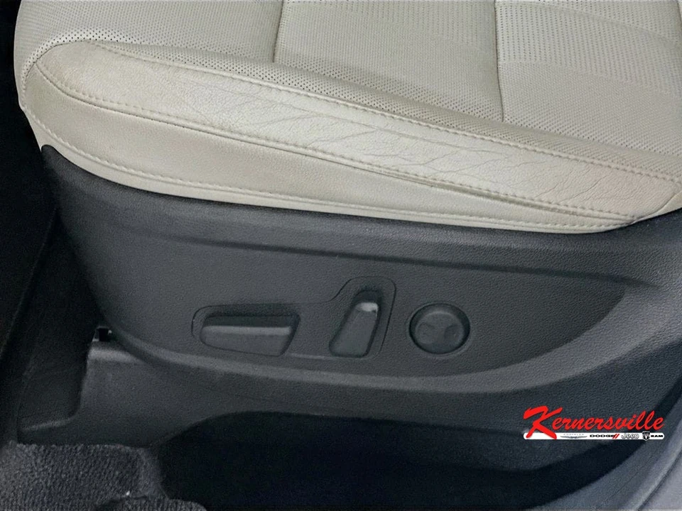 2020 Kia Telluride - Image 22 of 24