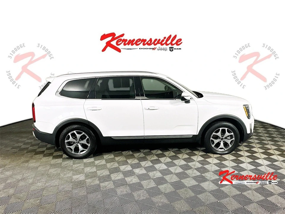 2020 Kia Telluride - Image 8 of 21