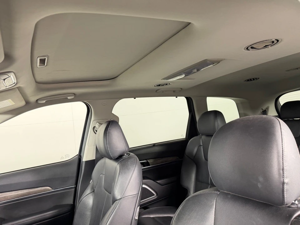 2020 Kia Telluride - Image 14 of 21
