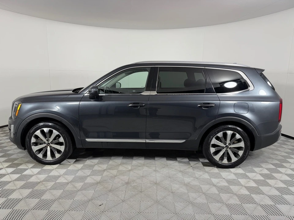 2020 Kia Telluride - Image 8 of 21