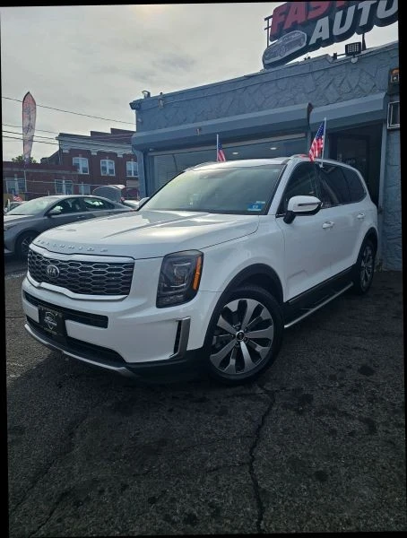 2020 Kia Telluride - Image 4 of 12