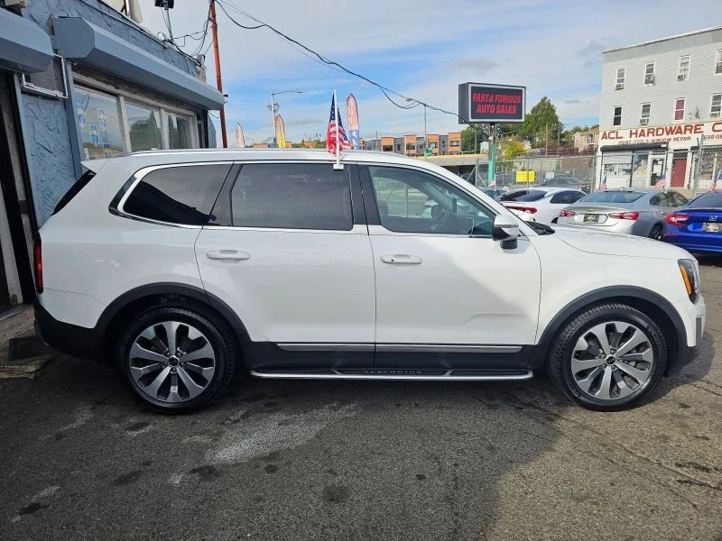 2020 Kia Telluride - Image 2 of 12