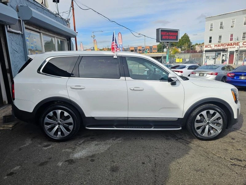 2020 Kia Telluride - Image 2 of 12