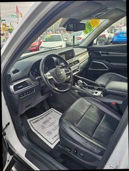 2020 Kia Telluride - Image 6 of 12