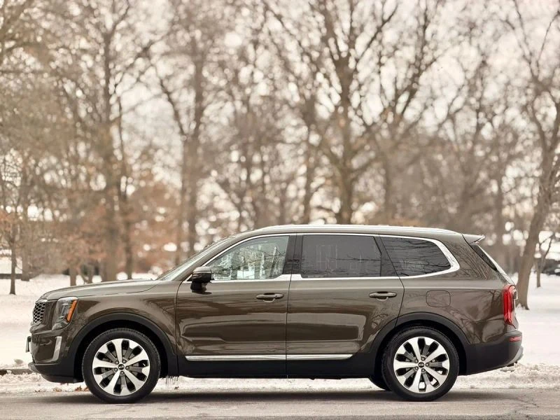 2020 Kia Telluride - Image 7 of 12