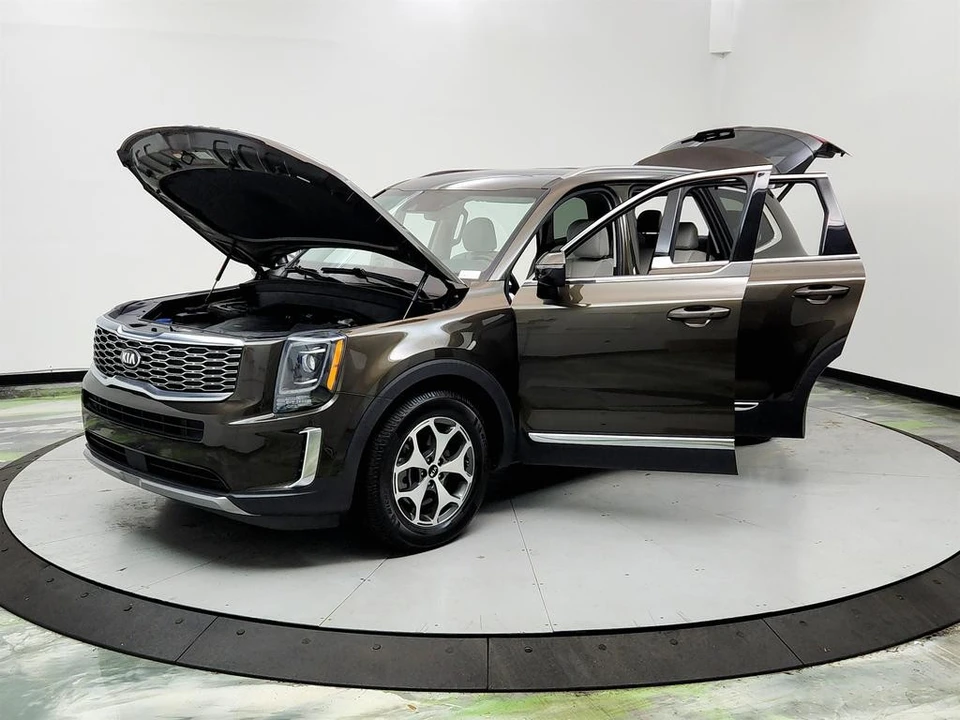 2020 Kia Telluride - Image 9 of 21