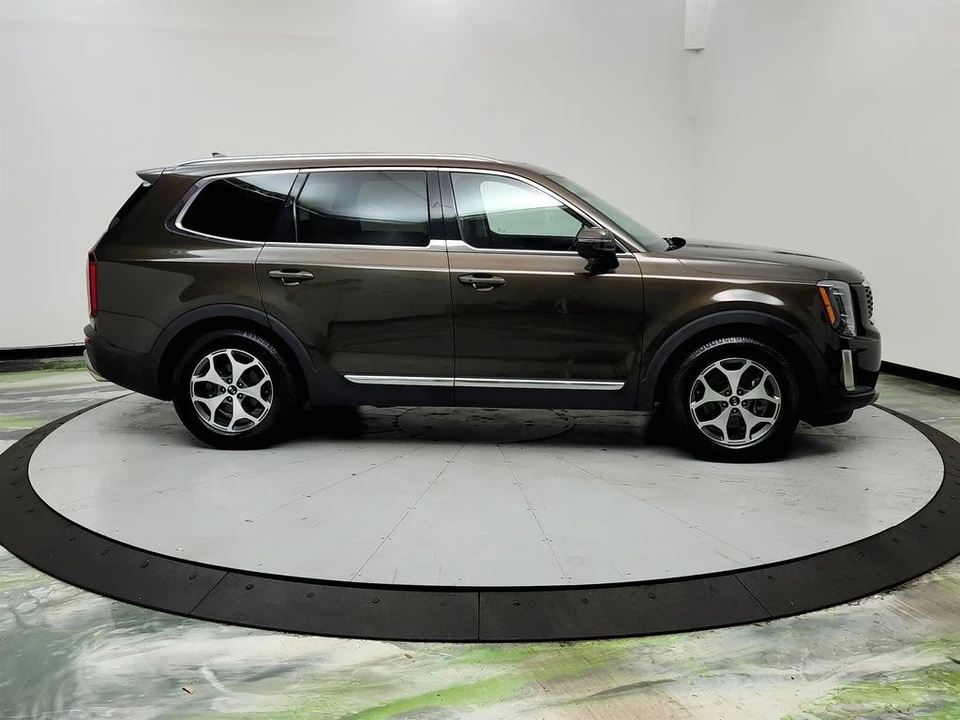 2020 Kia Telluride - Image 4 of 21