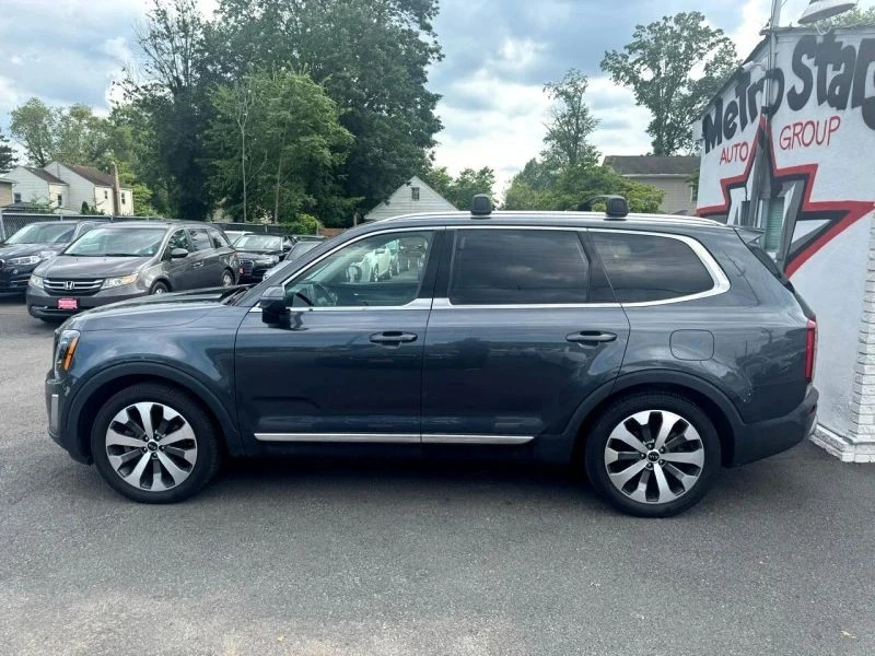 2020 Kia Telluride - Image 4 of 12