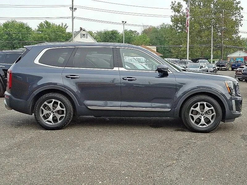 2020 Kia Telluride - Image 8 of 12