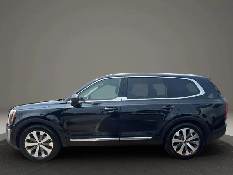 2020 Kia Telluride - Image 8 of 12