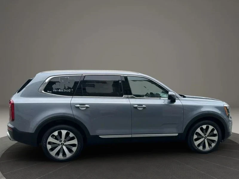 2020 Kia Telluride - Image 4 of 12