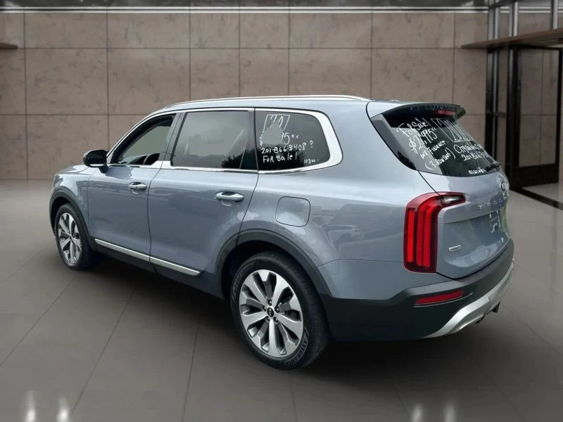 2020 Kia Telluride - Image 9 of 12