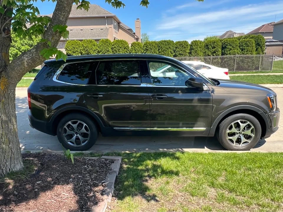 2020 Kia Telluride - Image 3 of 9
