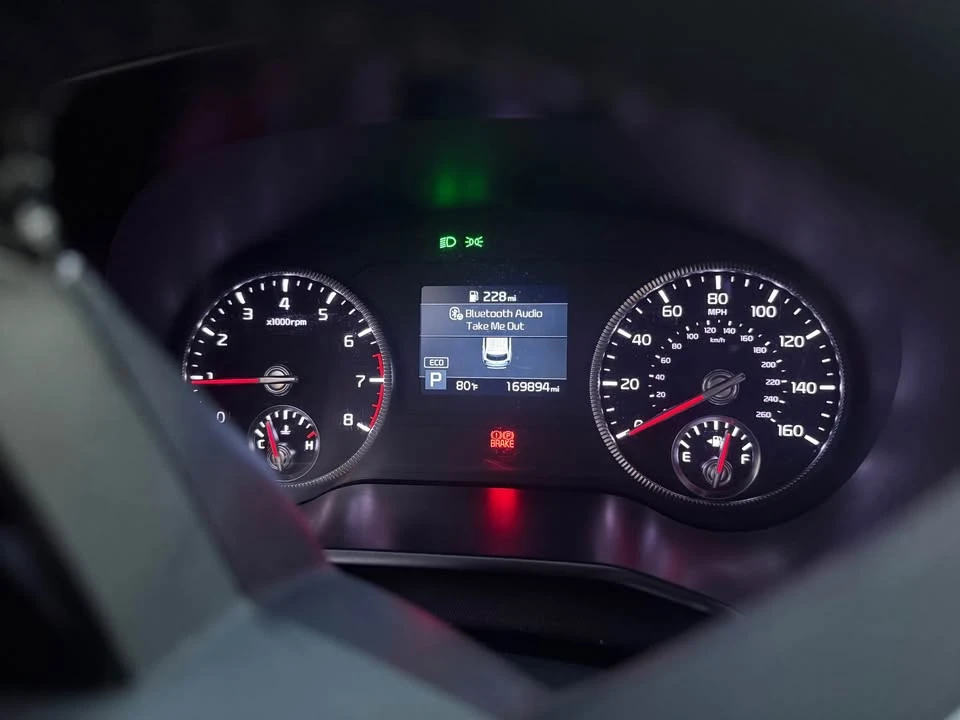 2020 Kia Telluride - Image 10 of 17