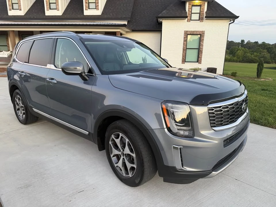 2020 Kia Telluride - Image 3 of 17