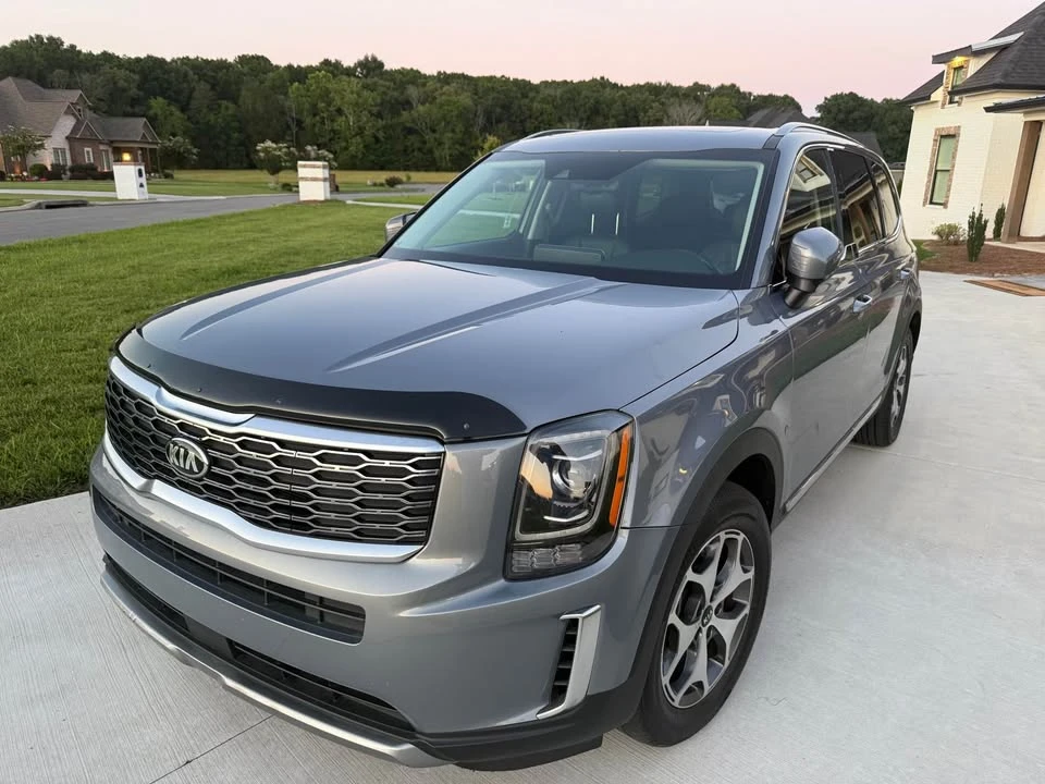 2020 Kia Telluride - Image 2 of 17