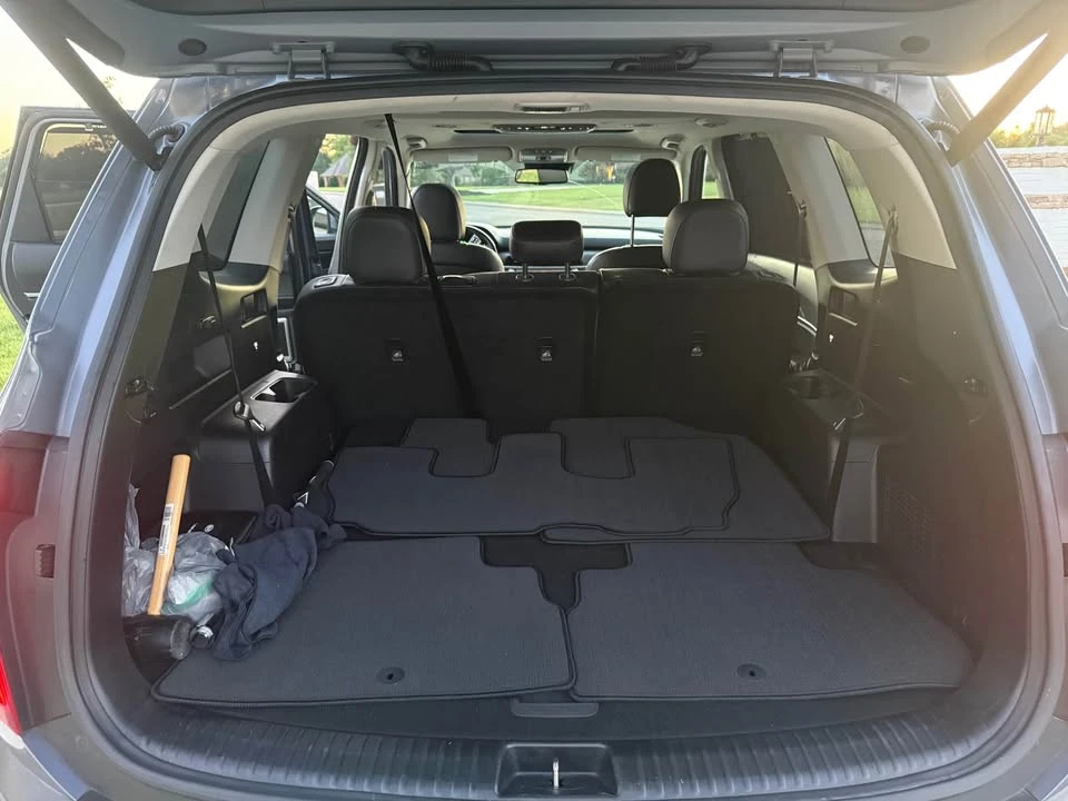 2020 Kia Telluride - Image 15 of 17