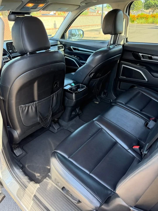 2020 Kia Telluride - Image 11 of 20